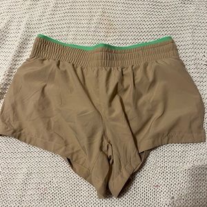 Fabletics Athletic shorts - beige - size XS
